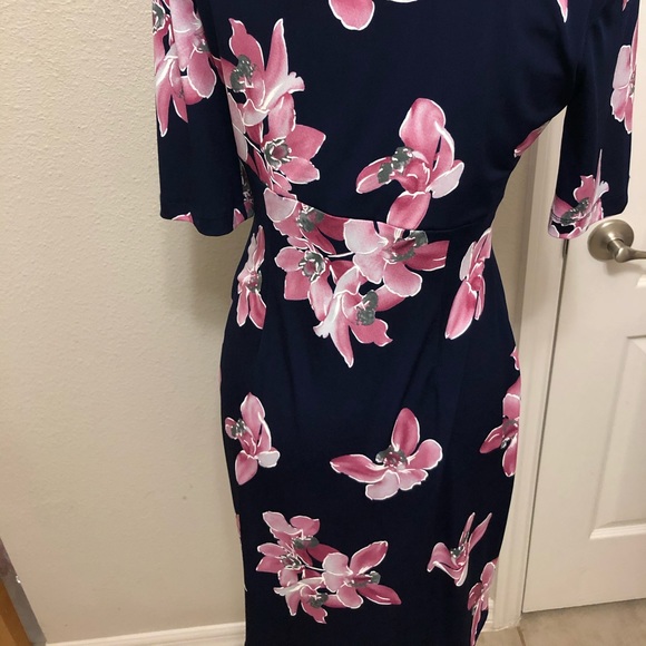 Blue and Pink Floral Dress Size 6p - Picture 2 of 4